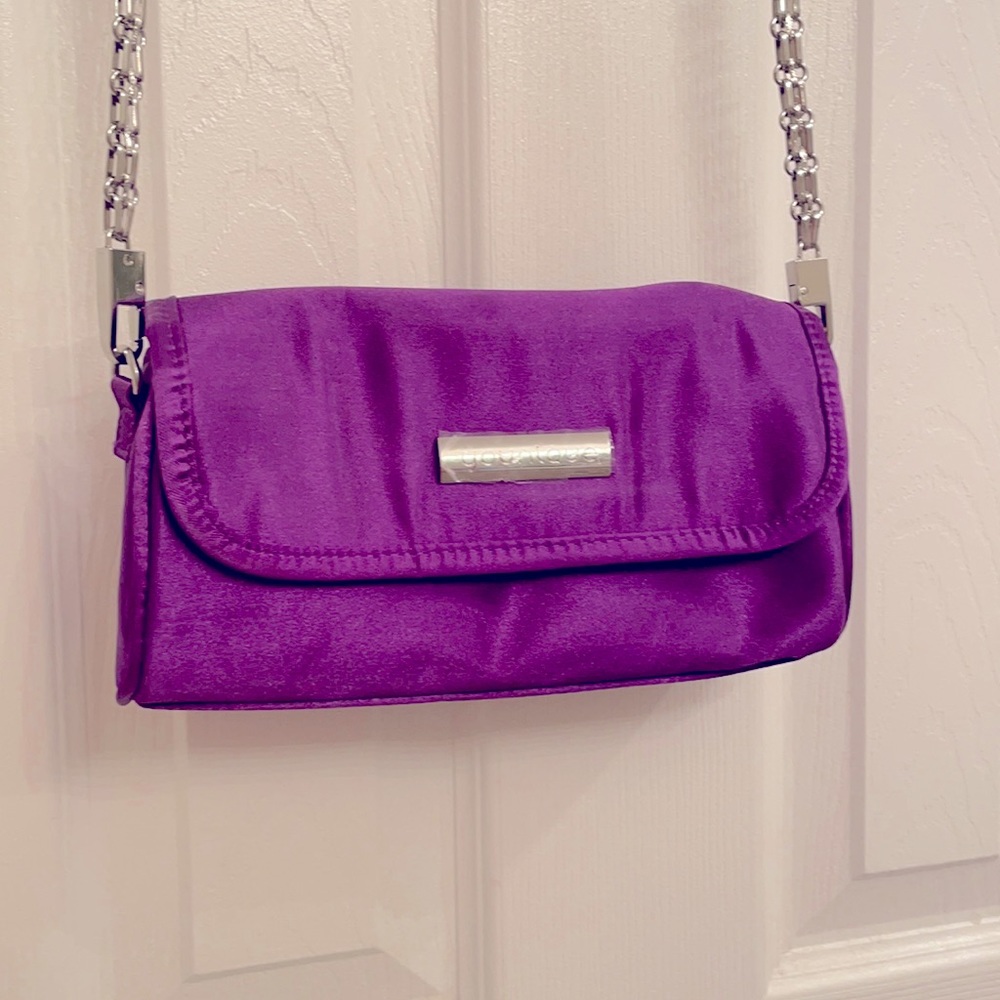 💜 NEW Younique Purple Zippered Make Up Bag Purse